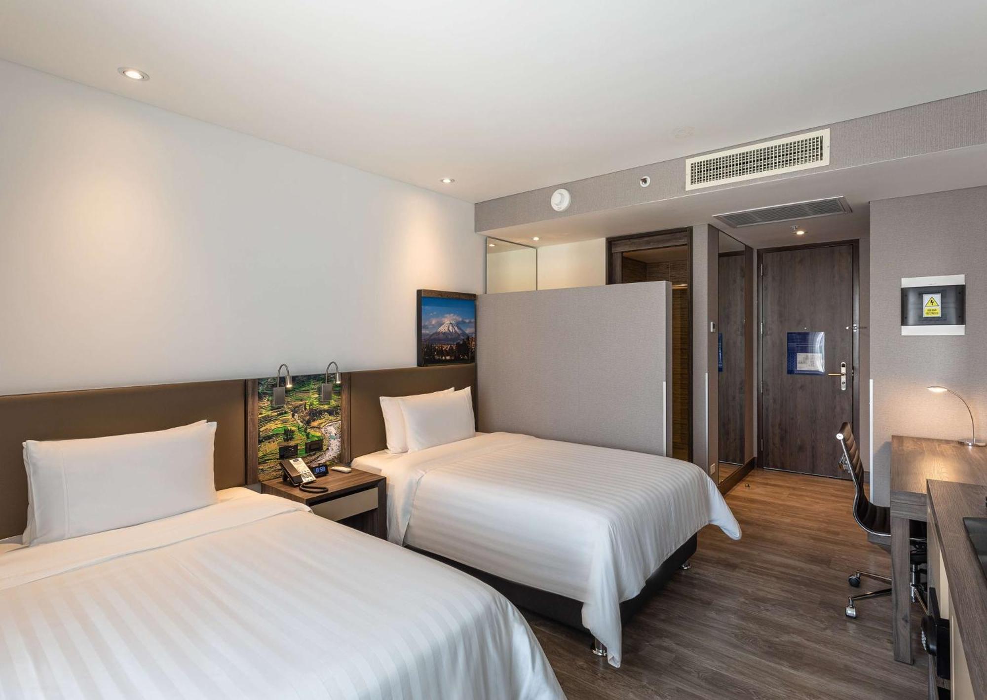Hotel Hampton By Hilton Arequipa Exterior foto